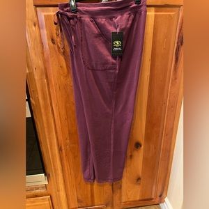Athletics Sweat pants 16-18 purple . New